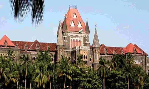 लोगों को स्वच्छ वातावरण देने के मौलिक अधिकार के लिए मजदूरों के अधिकार ताक पर नहीं रख सकते