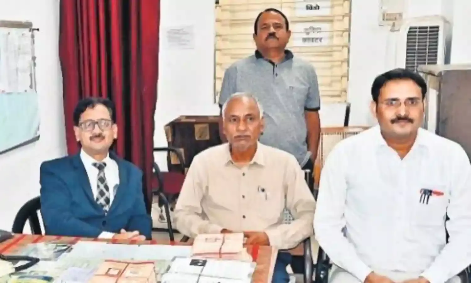 कलेक्ट्रेट में खुला लीगल एड क्लीनिक विधिक सहायता केंद्र