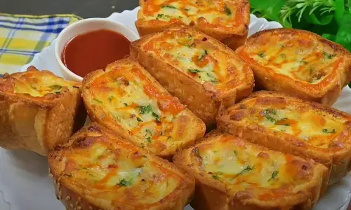 रमजान में इफ्तार के लिए घर पर बनाएं चिकन बन्स, यहां जानिए इसकी आसान रेसिपी