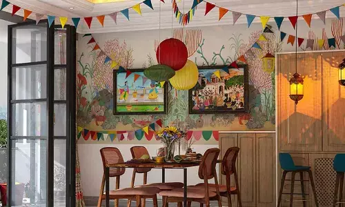 होली पर घर को बनाएं कलरफुल और यूनिक, ऐसे करें पूरे घर की सजावट होली पर घर को बनाएं कलरफुल और यूनिक, ऐसे करें पूरे घर की सजावट