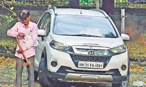 जिप अध्यक्ष-उपाध्यक्ष ने जमा किए सरकारी वाहन, घोषणा के साथ ही आचार संहिता लागू