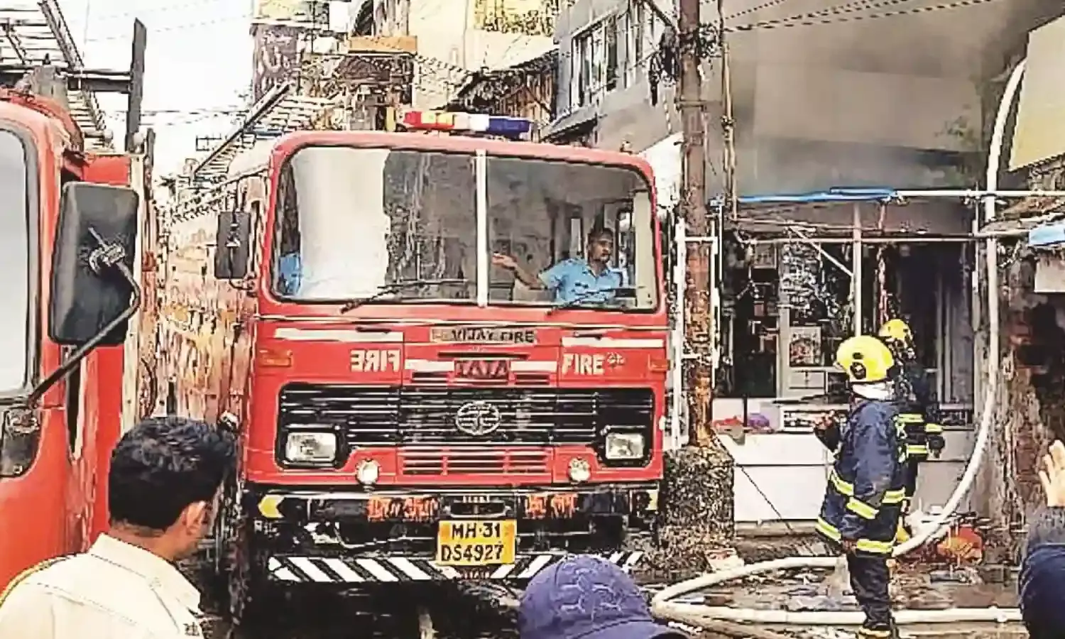 अग्निशमन विभाग के निरीक्षण में खुलासा, प्रबंधन को नोटिस देने की तैयारी