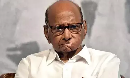 शरद पवार खेमे को राहत, चुनाव में एनसीपी नाम-चुनाव चिन्ह इस्तेमाल करने की अनुमति