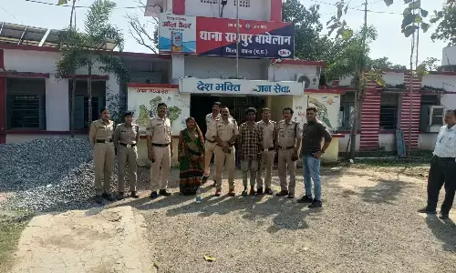 युवक की हत्या का खुलासा, मां और बेटा गिरफ्तार, एक फरार