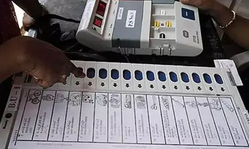 लोकसभा चुनाव को लेेकर  कांग्रेस आश्वस्त, भाजपा में भीतरघात का मंडरा रहा खतरा लोकसभा चुनाव को लेेकर  कांग्रेस आश्वस्त, भाजपा में भीतरघात का मंडरा रहा खतरा