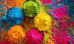 इन ट्रिक्स की मदद से कपड़ों से छुड़ाए होली के रंग, नहीं बचेगा एक भी धब्बा इन ट्रिक्स की मदद से कपड़ों से छुड़ाए होली के रंग, नहीं बचेगा एक भी धब्बा