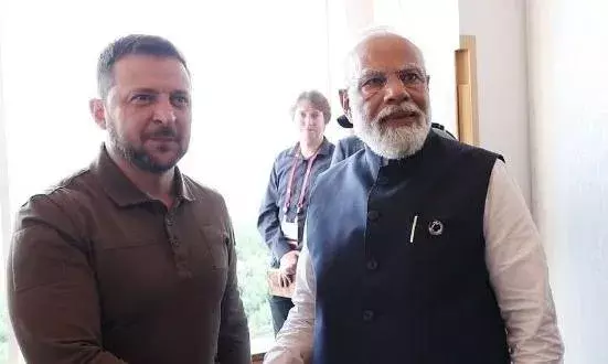 प्रधानमंत्री नरेंद्र मोदी ने यूक्रेन के राष्ट्रपति ज़ेलेंस्की से टेलीफोन पर बातचीत की
