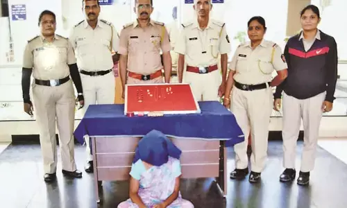 घर में काम करने वाली नौकरानी ने ही उड़ाए थे नर्स के घर से लाखों के गहने व नकदी