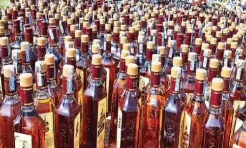 बोलेरो से शराब तस्करी, दो आरोपी गिरफ्तार, सिंगोड़ी चैकपोस्ट पर धराएं, सौंसर में 55 किलो लहान जब्त बोलेरो से शराब तस्करी, दो आरोपी गिरफ्तार, सिंगोड़ी चैकपोस्ट पर धराएं, सौंसर में 55 किलो लहान जब्त