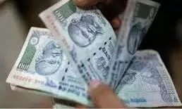 56 फीसदी अभिभावकों ने कहा कोविड के बाद 30 फीसदी से ज्यादा बढ़ी स्कूल फीस