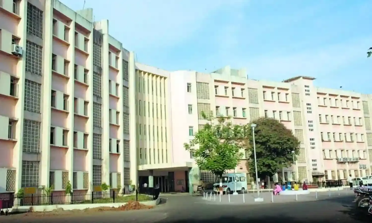 सुपर और मेडिकल के बीच आवाजाही की समस्या से मिलेगी राहत, होंगे रास्ते निर्माण