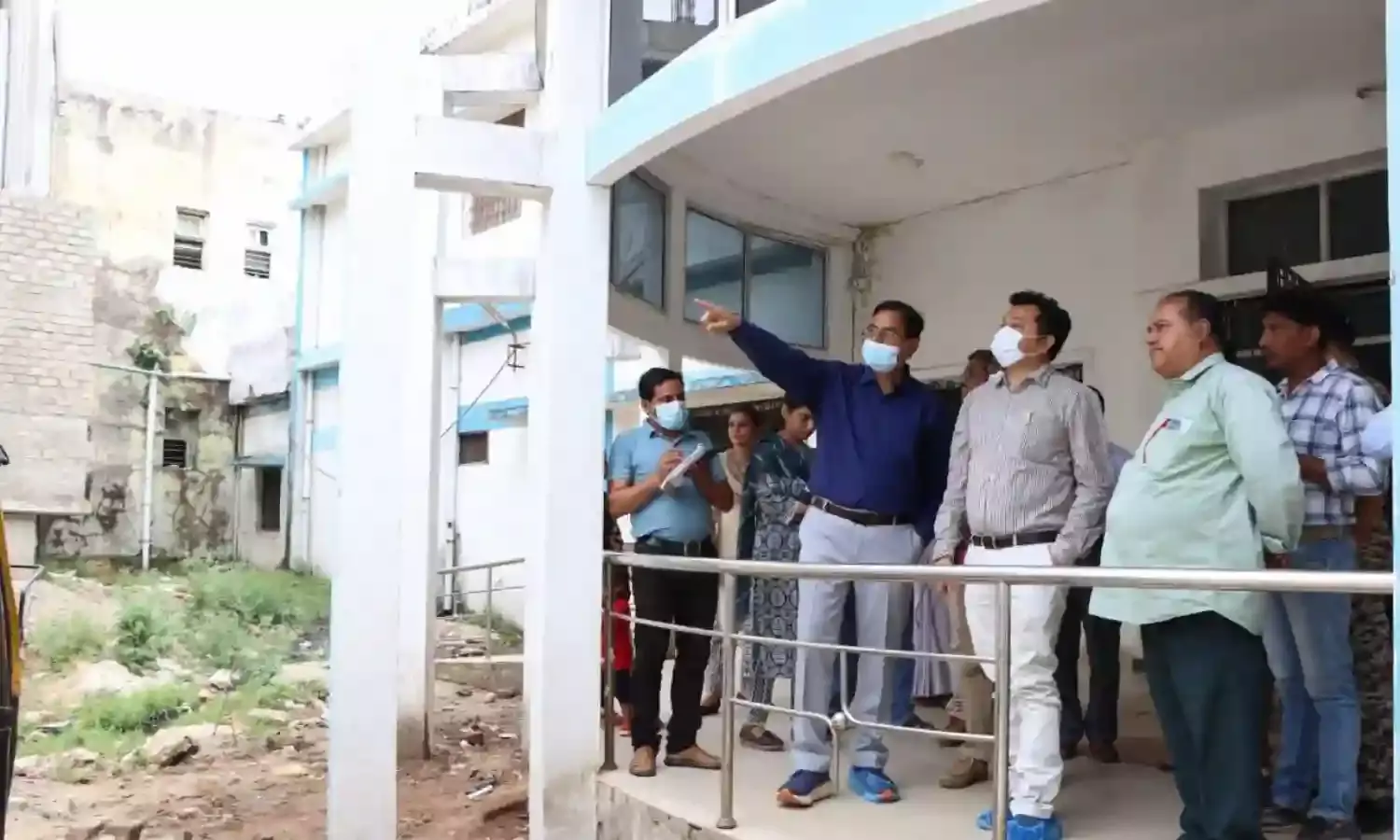 जिला अस्पताल में अव्यवस्था पर कलेक्टर ने लगाई फटकार