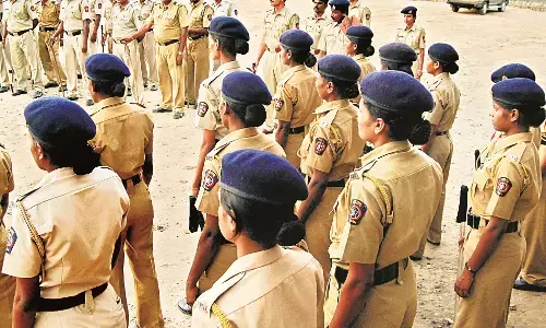 सेहत का सवाल, कोरोना के बाद पुलिस कर्मियों में बीमारियां बढ़ने का प्रमाण बढ़ा सेहत का सवाल, कोरोना के बाद पुलिस कर्मियों में बीमारियां बढ़ने का प्रमाण बढ़ा