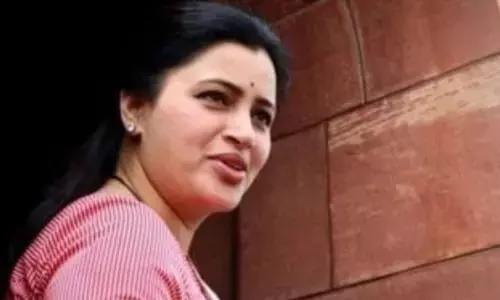 भाजपा ने अमरावती से नवनीत को दिया टिकट, नाराज़ नेताओ को समझाया जाएगा