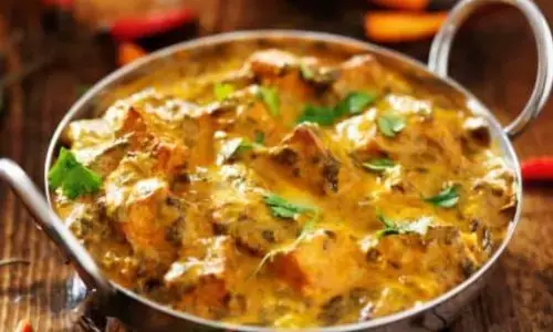 फैमली मेंबर्स के लिए बनाएं ढ़ाबा स्टाइल कड़ाई पनीर की टेस्टी रेसिपी, जानिए पूरी विधि