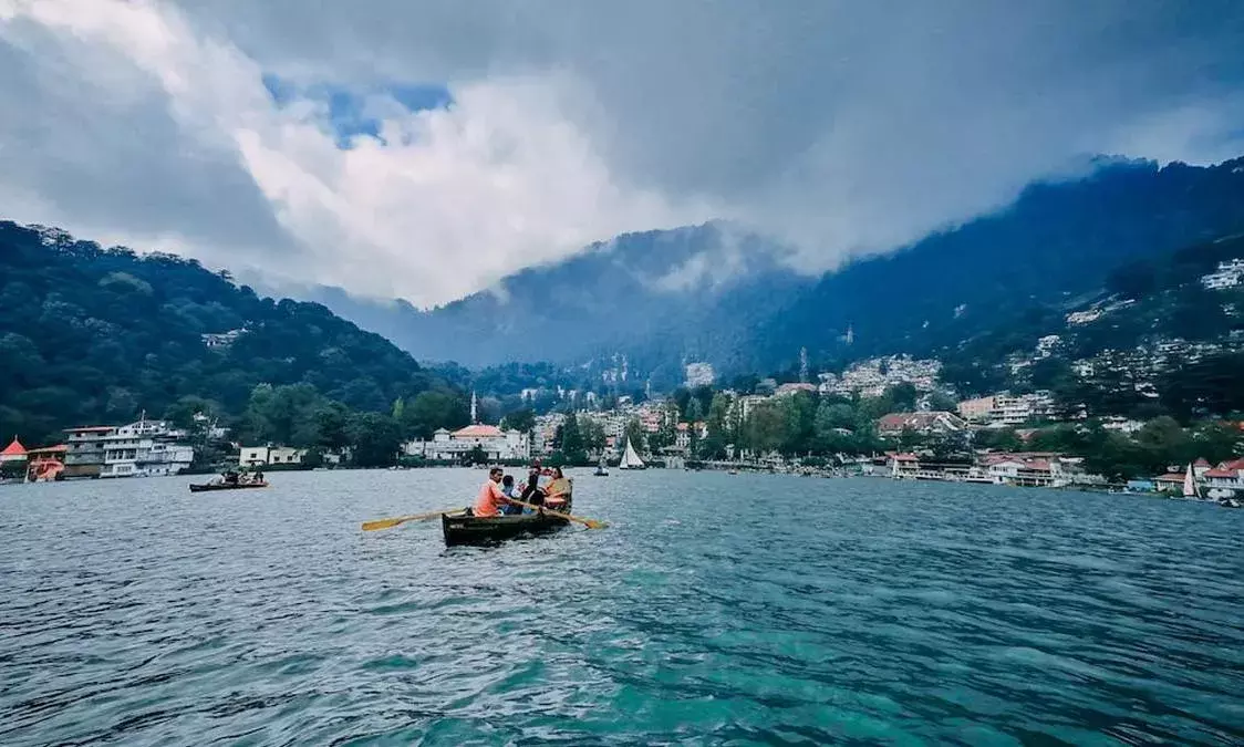 गर्मी की छुट्टियों में बना रहें हैं घूमने जाने का प्लान तो, कम बजट में करें इन 5 खूबसूरत जगहों का सफर