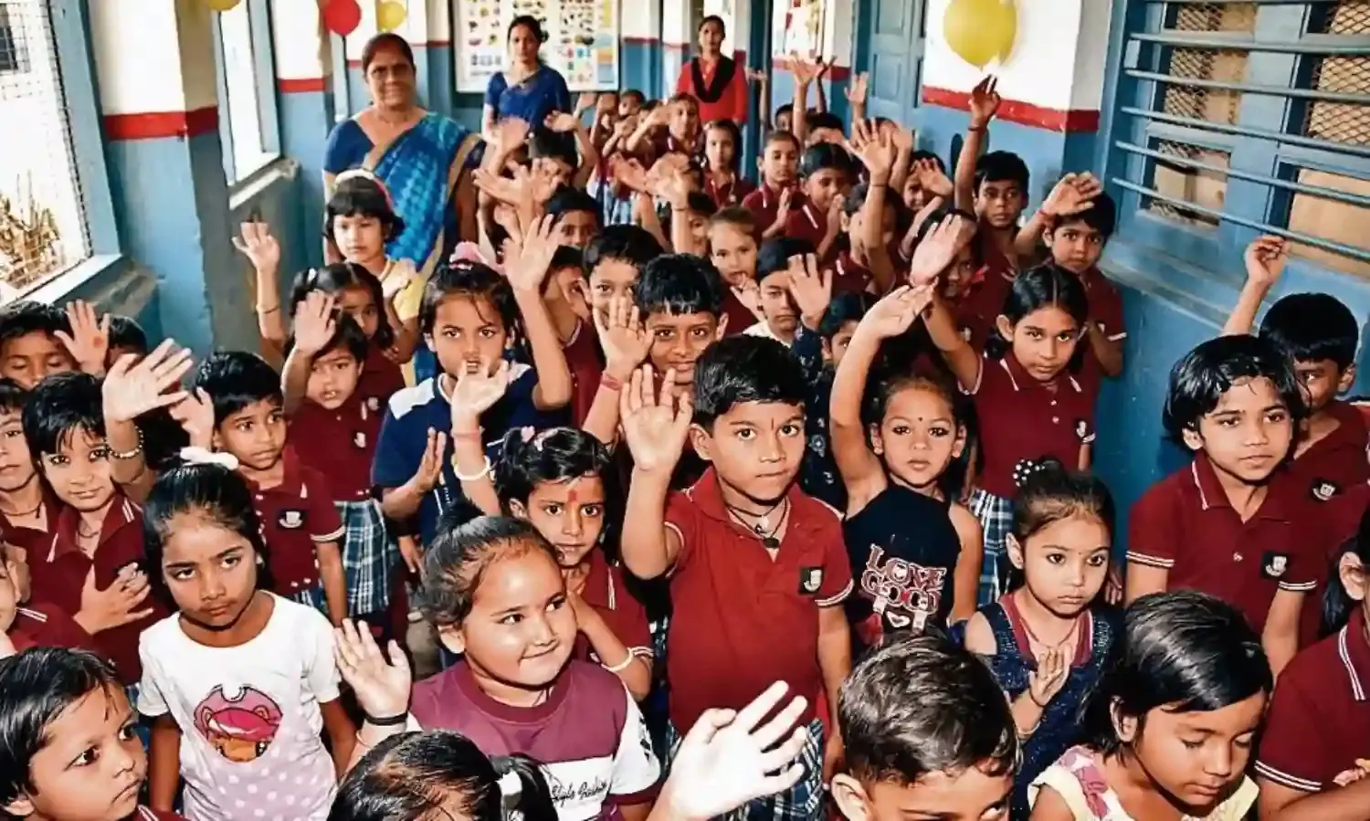 पहले दिन कई स्कूलों में बच्चों की उपस्थिति रही कम, प्रवेशोत्सव भी नहीं मना