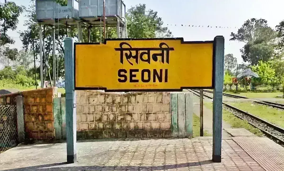 युवक ने दोस्त के साथ मिलकर दादा के घर से उड़ाए जेवर, धनौरा पुलिस ने दोनों को किया गिरफ्तार