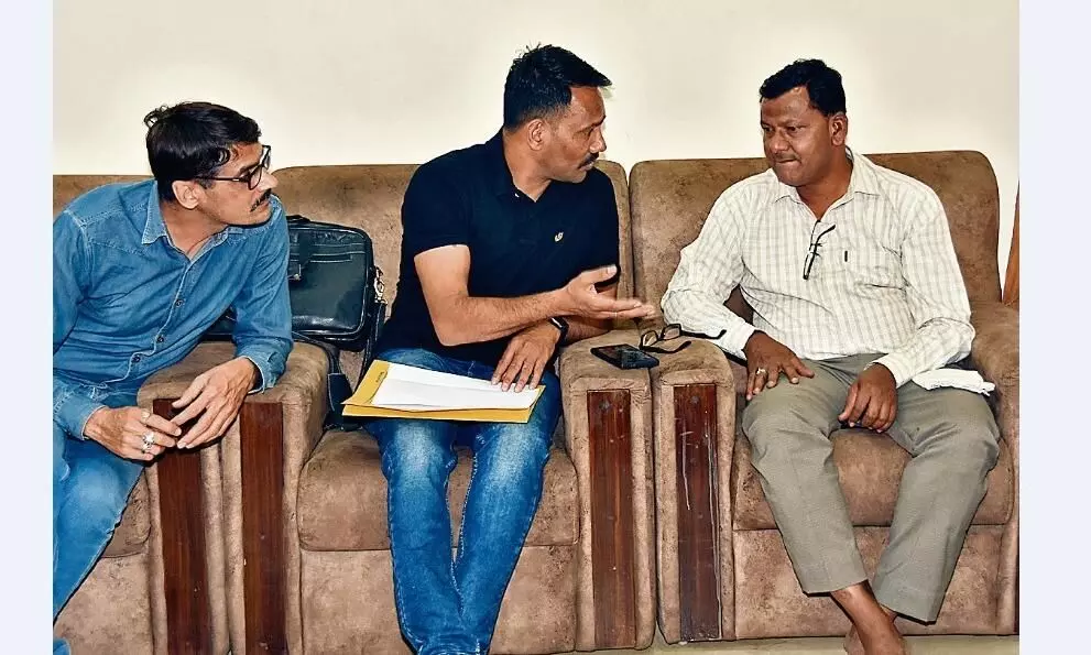लोकायुक्त ने एक लाख की रिश्वत लेते एएसआई को रंगे हाथों दबोचा लोकायुक्त ने एक लाख की रिश्वत लेते एएसआई को रंगे हाथों दबोचा