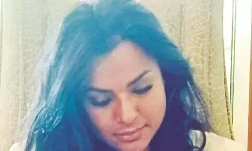 मां को गले लगाना चाहती है स्वीडिश नागरिक पेट्रीसिया, यहां ढूंढ रही बायोलॉजिकल मां मां को गले लगाना चाहती है स्वीडिश नागरिक पेट्रीसिया, यहां ढूंढ रही बायोलॉजिकल मां
