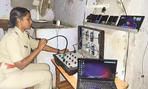 कसा शिकंजा - आईपीएल पर लाखों का जुआ चलानेवाले दो आरोपियों पर कसा शिकंजा