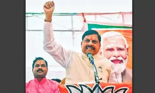 सीएम ने कांग्रेस के घोषणापत्र पर साधा निशाना