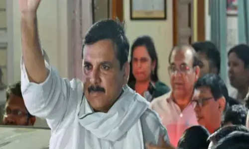 छोटी सी कोठरी में था कैद, न बाहर निकलने और न किसी से बात करने की थी परमिशन, संजय सिंह ने बताया कैसे गुजरे जेल में 6 महीने