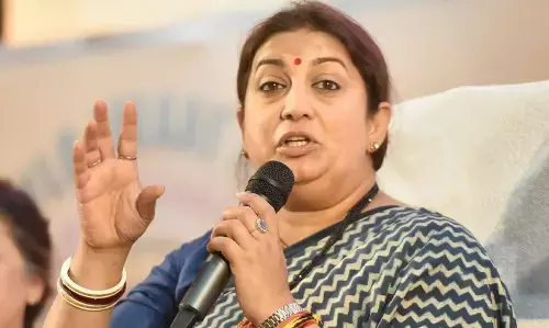 राम मंदिर का जिक्र कर इंडिया गठबंधन पर जमकर बरसीं स्मृति ईरानी, राहुल गांधी को बताया अहंकारी