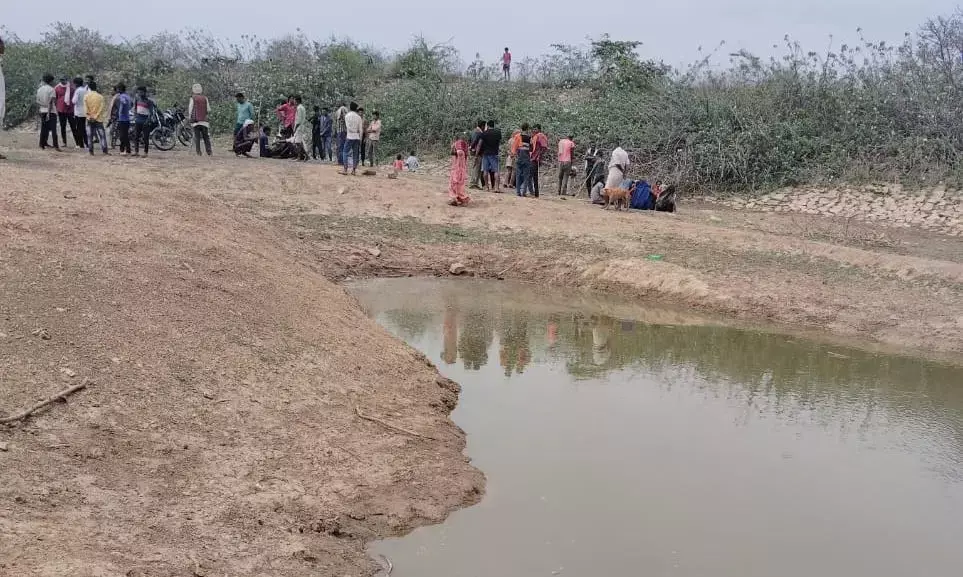 तालाब के पानी में डूबने से बालिका की मौत