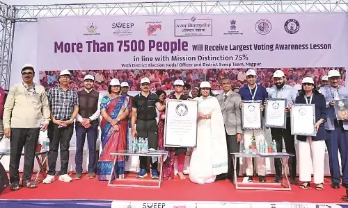 मतदाता जनजागृति अभियान को लेकर कस्तूरचंद पार्क में बना वर्ल्ड रिकार्ड मतदाता जनजागृति अभियान को लेकर कस्तूरचंद पार्क में बना वर्ल्ड रिकार्ड