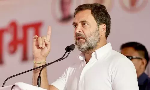 हेलीकॉप्टर में फ्यूल की कमी के चलते शहडोल में रुके राहुल, शिवराज सिंह चौहान ने कसा तंज
