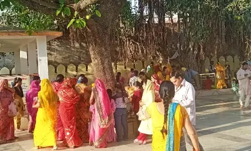 प्रसिद्ध बड़ी देविन मंदिर में पहुंचेगे श्रृद्धालु, चैत्र नवरात्र आज से शुरू