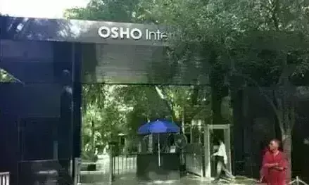 संयुक्त चैरिटी आयुक्त का फैसला बरकरार रखते हुए ओशो फाउंडेशन की याचिका खारिज