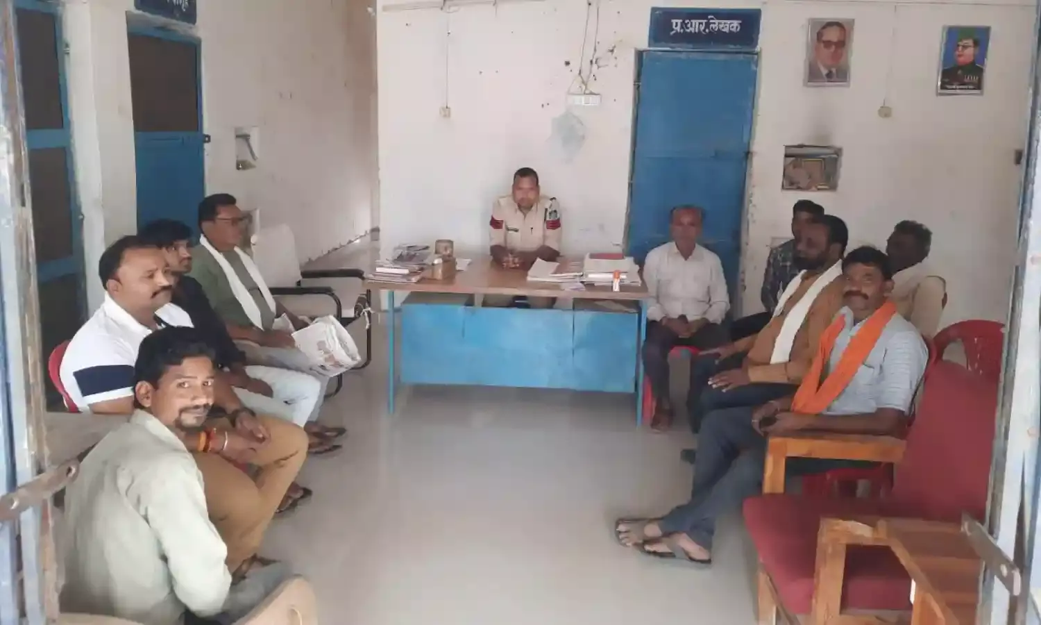 चौकी बोरी में आयोजित हुई शांति समिति की बैठक