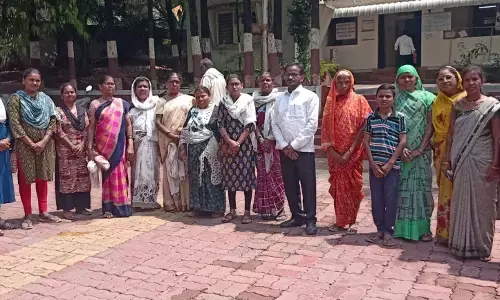 जलसंकट से जूझ रहे बडनेरावासियों का फूटा गुस्सा, मांगों को लेकर जा  धमके मजीप्रा पर जलसंकट से जूझ रहे बडनेरावासियों का फूटा गुस्सा, मांगों को लेकर जा  धमके मजीप्रा पर