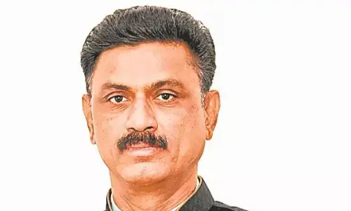 कुलगुरु डॉ. चौधरी ने संभाला कार्यभार, शैक्षणिक- सामाजिक संगठनों ने किया स्वागत कुलगुरु डॉ. चौधरी ने संभाला कार्यभार, शैक्षणिक- सामाजिक संगठनों ने किया स्वागत