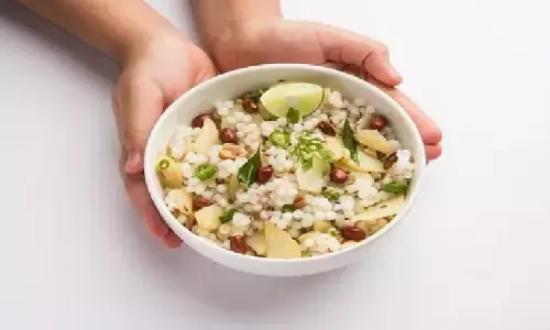 क्या आप भी नवरात्रि उपवास में अक्सर साबुदाना खाते हैं? तो जानिए इससे होने वाले नुकसान क्या आप भी नवरात्रि उपवास में अक्सर साबुदाना खाते हैं? तो जानिए इससे होने वाले नुकसान