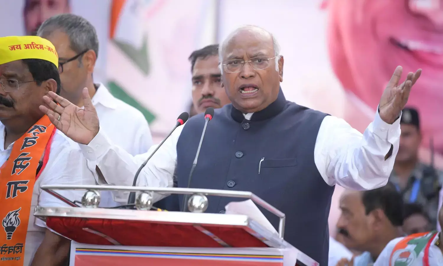 लड़ाई मोदी और BJP से नहीं, संविधान और लोकतंत्र को जिंदा रखने के लिए.. चुनाव से पहले खरगे का बड़ा बयान