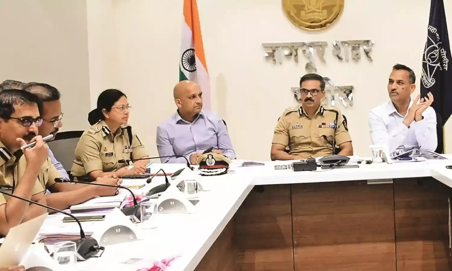 पुलिस भवन में लोकसभा चुनाव बंदोबस्त पर किया मंथन, कई मुद्दों पर हुई चर्चा