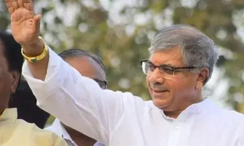 प्रकाश आंबेडकर का आरोप - महाआघाड़ी को मुस्लिम वोट चाहिए, उम्मीदवार नहीं