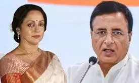 हेमा मालिनी पर टिप्पणी सुरजेवाला को पड़ी भारी, 48 घंटे नहीं कर सकेंगे प्रचार हेमा मालिनी पर टिप्पणी सुरजेवाला को पड़ी भारी, 48 घंटे नहीं कर सकेंगे प्रचार