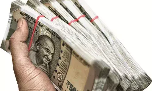 गडकरी, ठाकरे, पारवे व बर्वे के खर्च का नहीं हो सका मिलान , चारों को नोटिस गडकरी, ठाकरे, पारवे व बर्वे के खर्च का नहीं हो सका मिलान , चारों को नोटिस