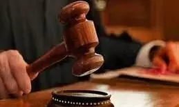 वैधानिक विकास मंडल को लेकर अदालत सख्त , 2 साल से मामला लटकाने पर लगाई फटकार वैधानिक विकास मंडल को लेकर अदालत सख्त , 2 साल से मामला लटकाने पर लगाई फटकार