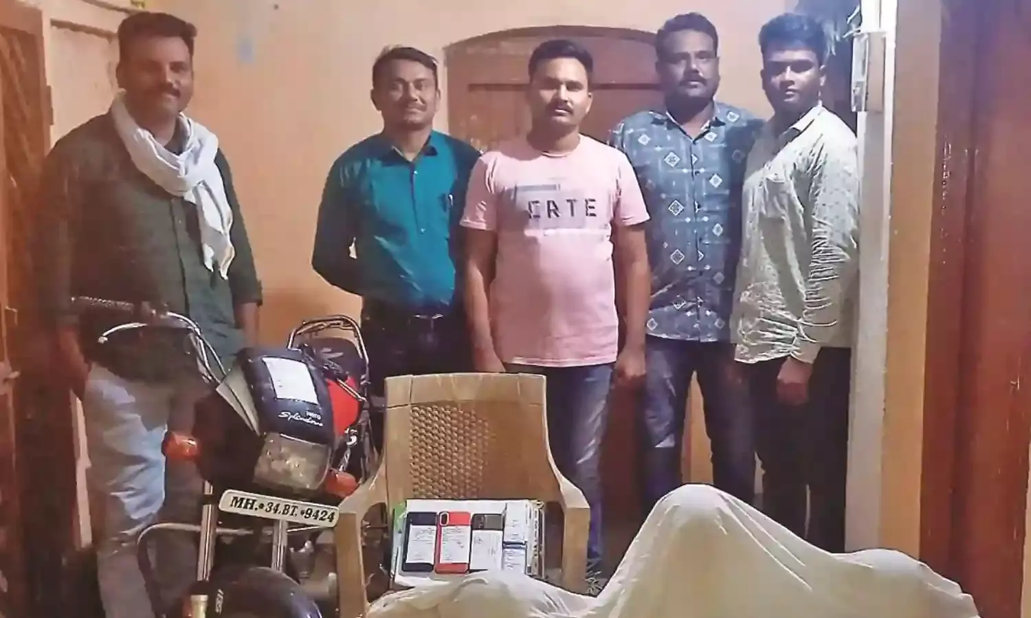 लोकसभा चुनाव की तैयरियों के बाच देशी पिस्तौल और जिंदा कारतूस के साथ एक गिरफ्तार