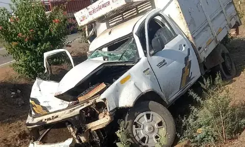 अलग-अलग सडक़ दुर्घटनाओं में महिला की मौत, 25 घायल अलग-अलग सडक़ दुर्घटनाओं में महिला की मौत, 25 घायल