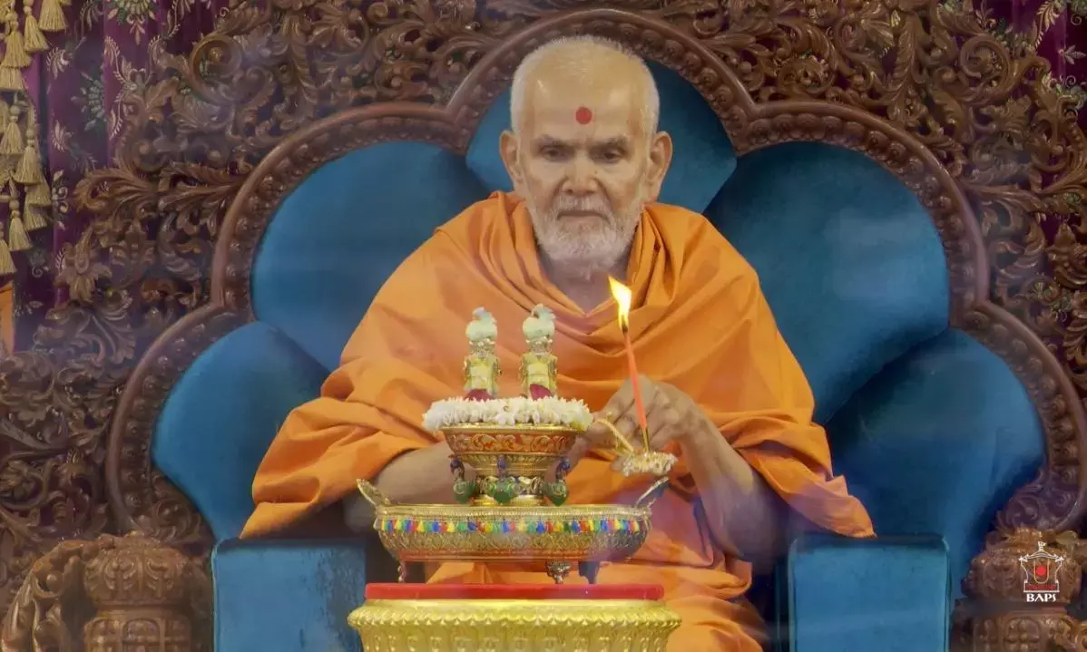 परम पूज्य महंतस्वामी महाराज के सान्निध्य में मनाया गया ऐतिहासिक पुष्पदोलोत्सव