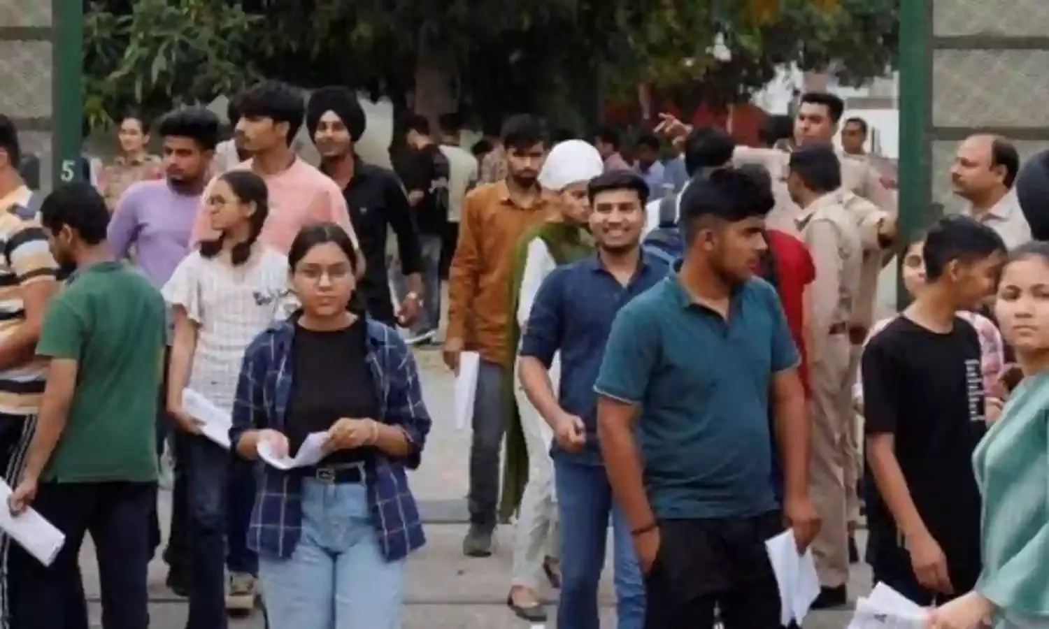 कैंडिडेट्स ने बताया कितना टफ था एग्जाम, जानिए पेपर के किस सेक्शन में थे सबसे कठिन सवाल?