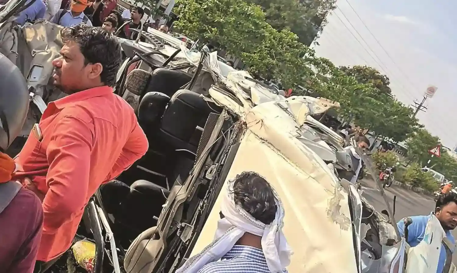 बुटीबोरी में हुआ हादसा - टैक्टर-स्कॉर्पियो में भिड़ंत दंपति की मौत, 6 घायल