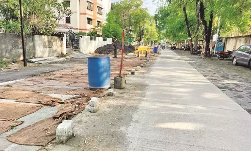 मनपा प्रशासन के पास अब भी कोरोना के कहर का बहाना, कछुआ गति से रोड निर्माण का कार्य