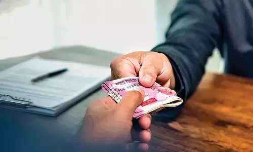 अमरावती के मोर्शी में एक्साइज के जवान को 5 हजार की रिश्वत लेते एसीबी ने  पकड़ा